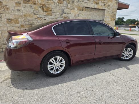 Used 2012 Nissan Altima 2.5 S w/ 20th Anniversary Pkg FWD image 19