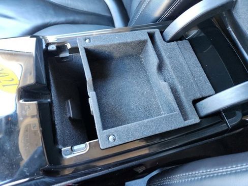 Used 2021 Lincoln Nautilus Standard w/ Equipment Group 101A image 12