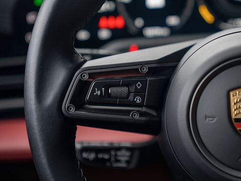 Certified 2023 Porsche Taycan GTS image 7