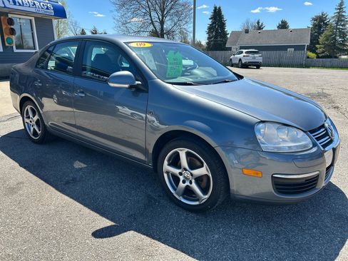 Used 2009 Volkswagen Jetta S image 5