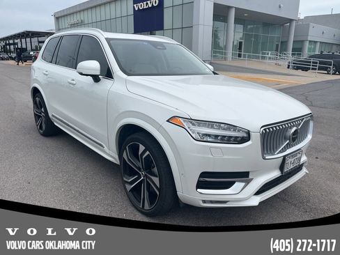 Used 2024 Volvo XC90 B6 Ultimate AWD/4WD image 3