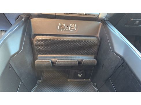 Used 2024 RAM 1500 Laramie image 19