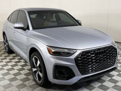 Used 2023 Audi Q5 2.0T Premium Plus w/ Premium Plus Package AWD/4WD image 10