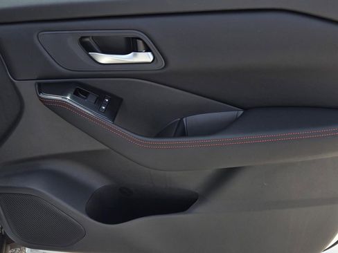 New 2026 Nissan Rogue SV AWD/4WD image 8