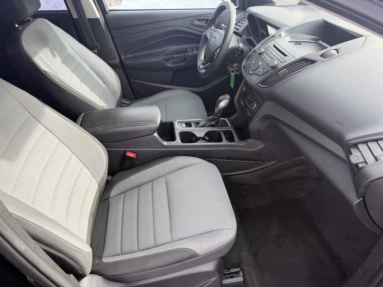 Used 2017 Ford Escape S FWD image 22