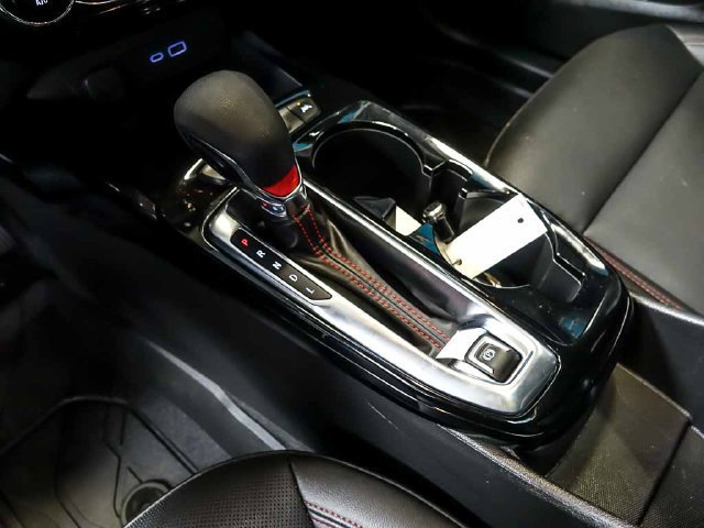 Certified 2024 Chevrolet Trax RS w/ Sunroof Package FWD image 25
