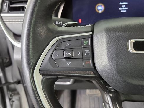 Used 2022 Jeep Grand Cherokee L Altitude image 18