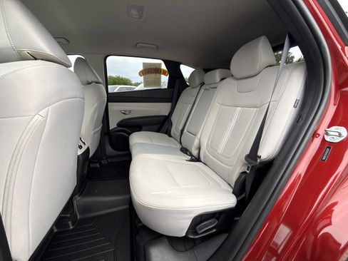 Used 2025 Hyundai Tucson SEL AWD/4WD image 19