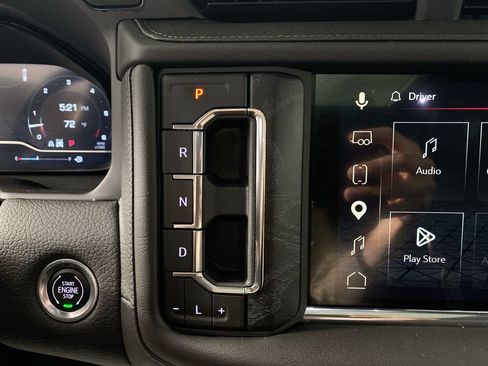 Used 2023 GMC Yukon Denali AWD/4WD image 19