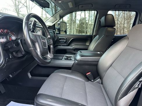 Used 2015 GMC Sierra 2500 SLE w/ All-Terrain HD Package image 10