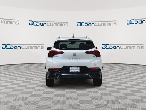 Used 2024 Buick Encore GX Sport Touring w/ Comfort Package FWD image 7
