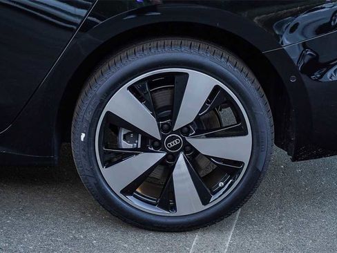 New 2025 Audi A5 2.0T Premium image 11