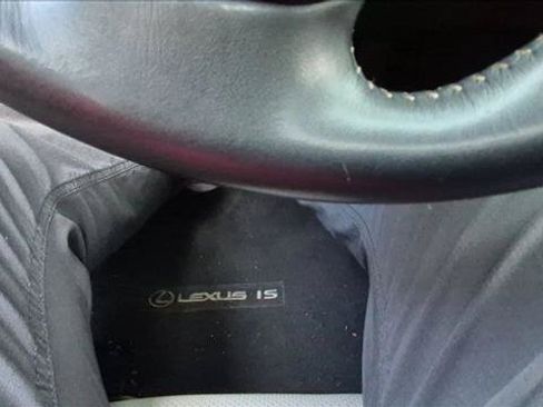 Used 2015 Lexus IS 250 RWD image 13
