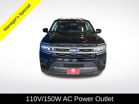 Used 2024 Ford Expedition XLT image 15