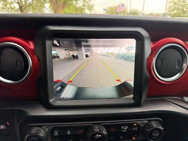 Used 2022 Jeep Gladiator Rubicon w/ LED Lighting Group AWD/4WD image 29