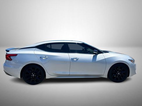 Used 2017 Nissan Maxima 3.5 SL FWD image 5