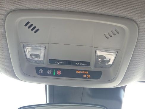 Used 2023 Chevrolet Malibu LT image 25