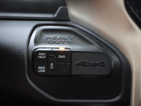 Used 2023 RAM 2500 Laramie AWD/4WD image 47