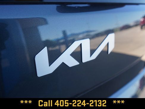 Used 2024 Kia Soul LX w/ Option Group 015 FWD image 4