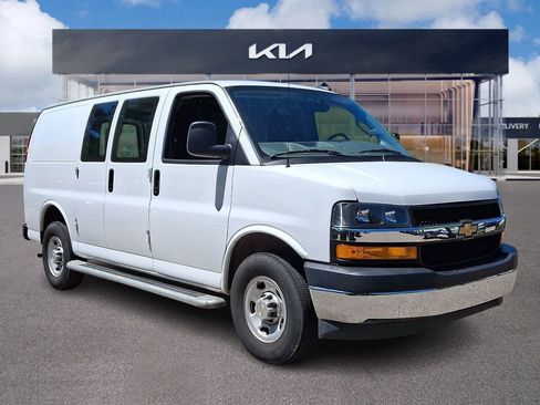 Used 2024 Chevrolet Express 2500 w/ Driver Convenience Package RWD image 1