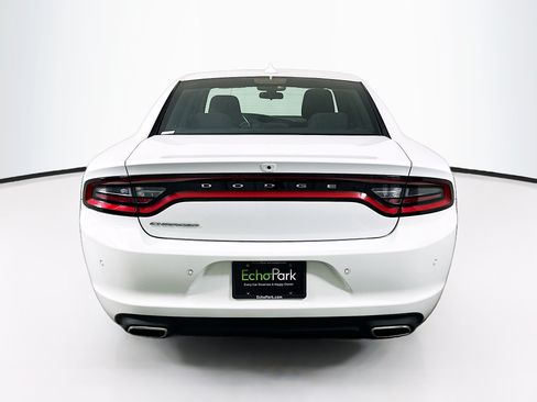 Used 2023 Dodge Charger SXT RWD image 7