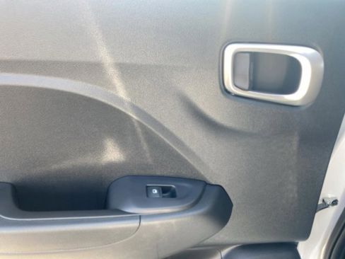 New 2026 Hyundai Venue SE image 31