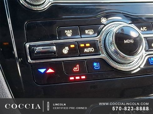 Certified 2022 Lincoln Corsair AWD w/ Premium Package image 25