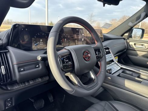 Used 2026 Nissan Armada PRO-4X AWD/4WD image 23