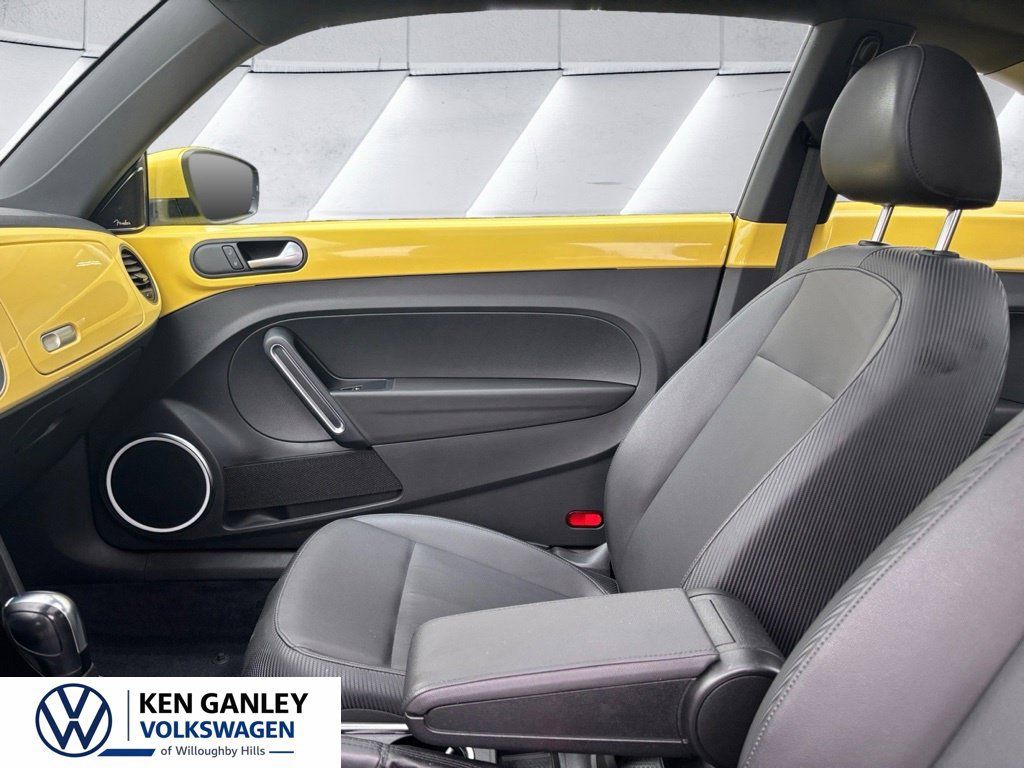 Used 2012 Volkswagen Beetle 2.5 FWD image 19
