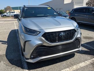 Used 2022 Toyota Highlander XSE video 1