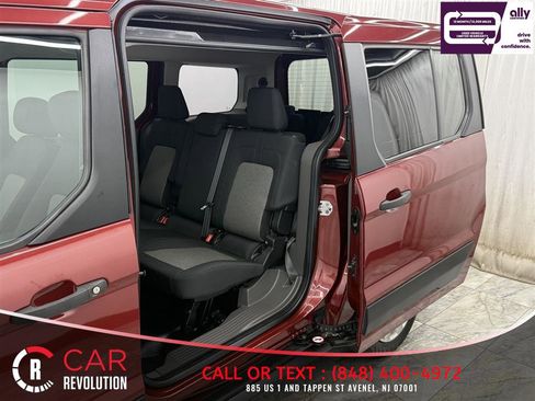 Used 2019 Ford Transit Connect XL image 32