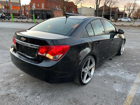 Used 2014 Chevrolet Cruze LS image 9