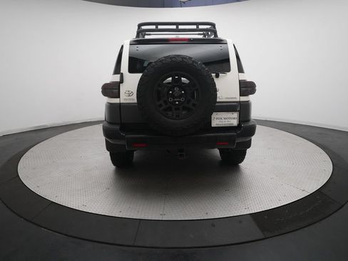 Used 2012 Toyota FJ Cruiser 4WD w/ Upgrade Pkg image 25