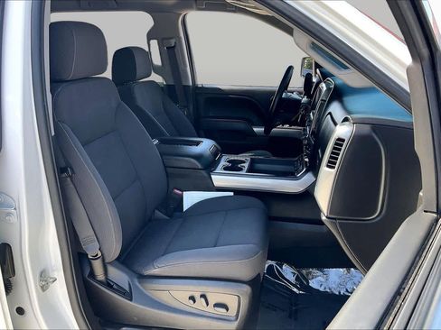 Used 2018 Chevrolet Silverado 1500 LT w/ All Star Edition AWD/4WD image 8