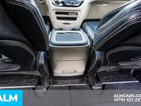 Used 2024 Chrysler Pacifica Touring-L image 33