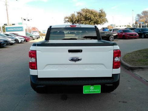 Used 2022 Ford Maverick XL image 7