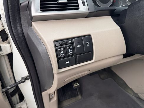Used 2016 Honda Odyssey EX-L image 13
