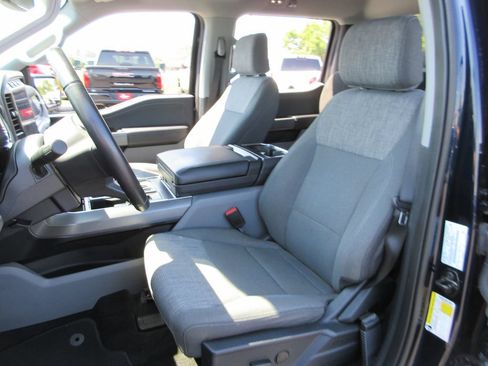 Used 2022 Ford F150 Lightning XLT AWD/4WD image 19