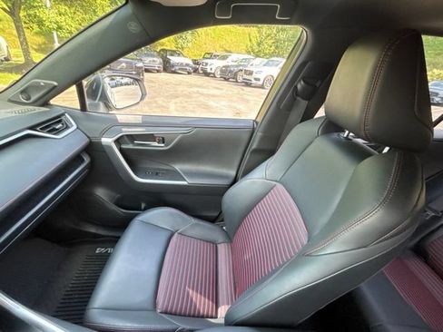 Used 2024 Toyota RAV4 XSE w/ Weather Package AWD/4WD image 21