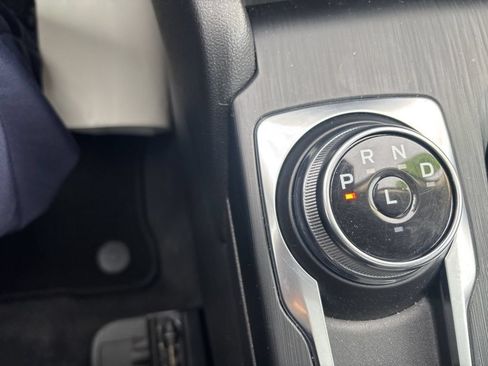 Used 2024 Ford Escape Platinum AWD/4WD image 29