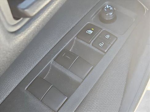 Used 2025 Toyota Corolla LE FWD image 11