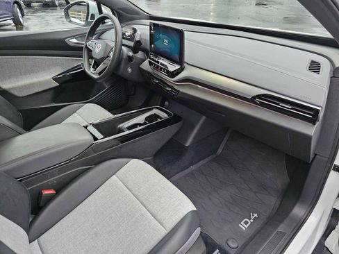 Used 2023 Volkswagen ID.4 Pro image 12