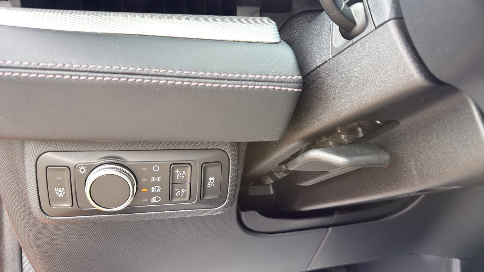 Used 2022 Ford Mustang Mach-E Select RWD image 14