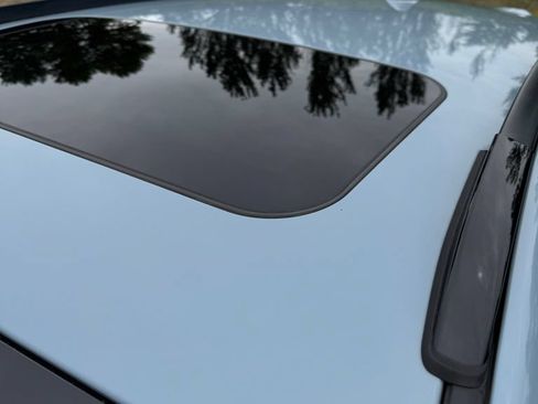 Used 2020 Subaru Crosstrek Hybrid w/ Moonroof Package w/Navigation AWD/4WD image 39