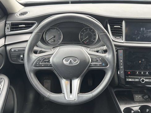 Used 2023 INFINITI QX50 Luxe image 7