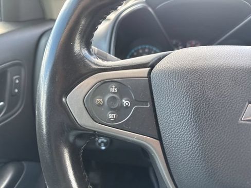 Used 2018 Chevrolet Colorado Z71 AWD/4WD image 23