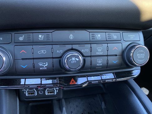 New 2026 Dodge Durango GT image 16