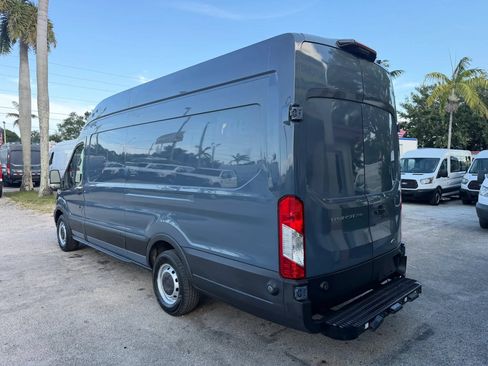 Used 2020 Ford Transit 250 148 High Roof Extended RWD image 3