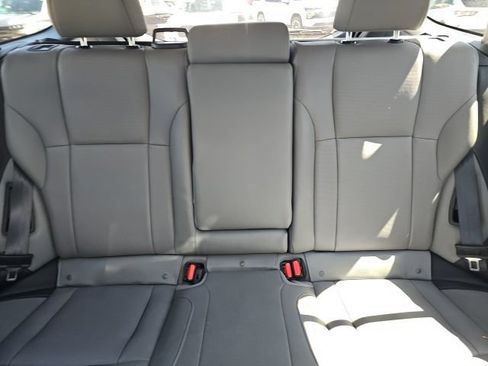 Used 2024 Subaru Outback Limited AWD/4WD image 11