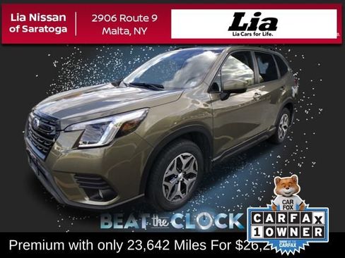 Used 2023 Subaru Forester Premium image 1